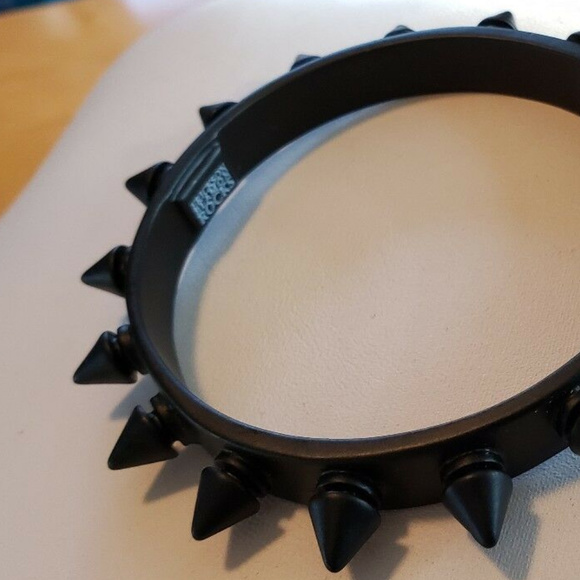 ERICKSON BEAMON ROCKS 4pc GLAM SPIKE BLACK/CRYSTAL BANGLE BRACELET SET/LOT**NEW! - Picture 7 of 10